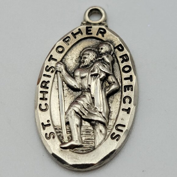 Vtg. Signed TK Sterling Silver St. Christopher Religious Medal Oval Pendant 1" - Picture 1 of 5